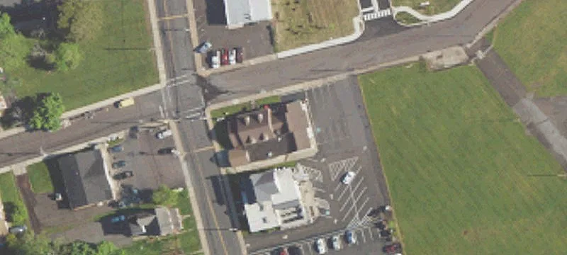 301 Main St