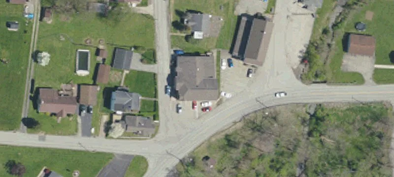 82 Oak St