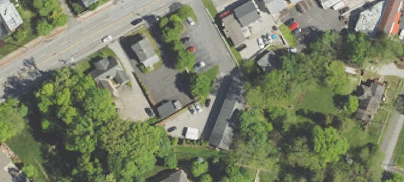 1032 Lancaster Ave