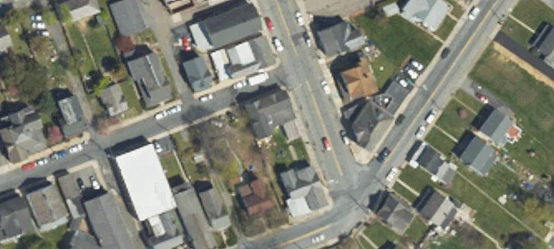 301 Robinson Ave