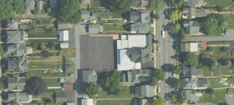 214 Broad St
