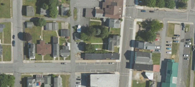 818 Main St