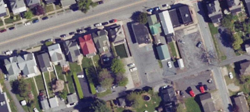 16 Main St