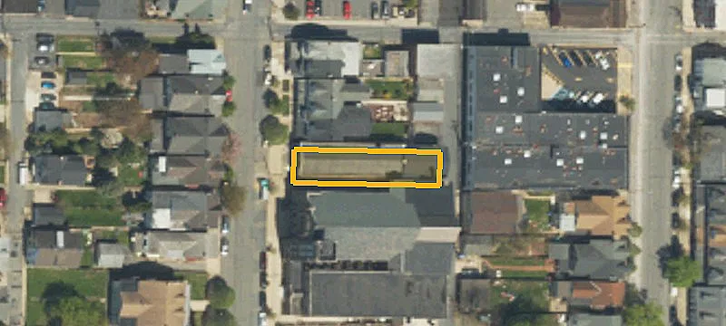 526 3rd Ave