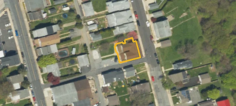 136-138 Frnt St