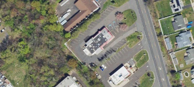 3915 Veterans Hwy