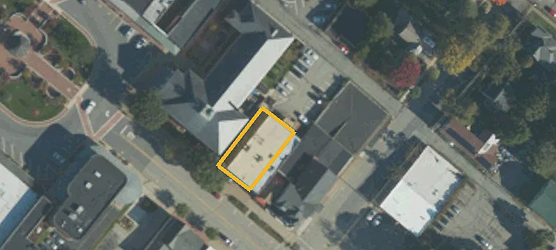 136 Main St