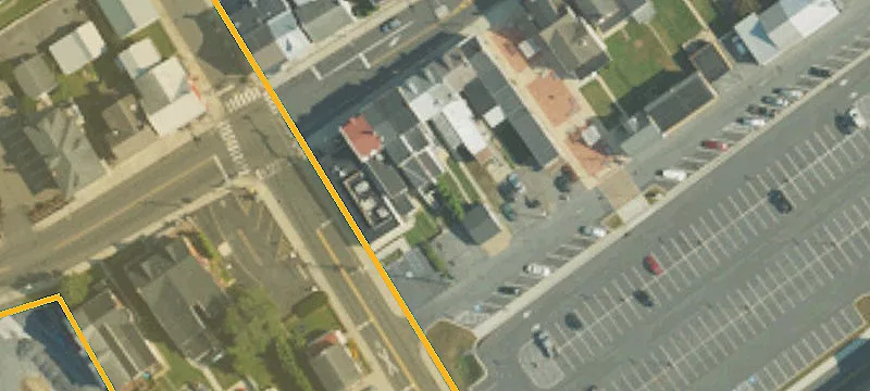 40 Main St