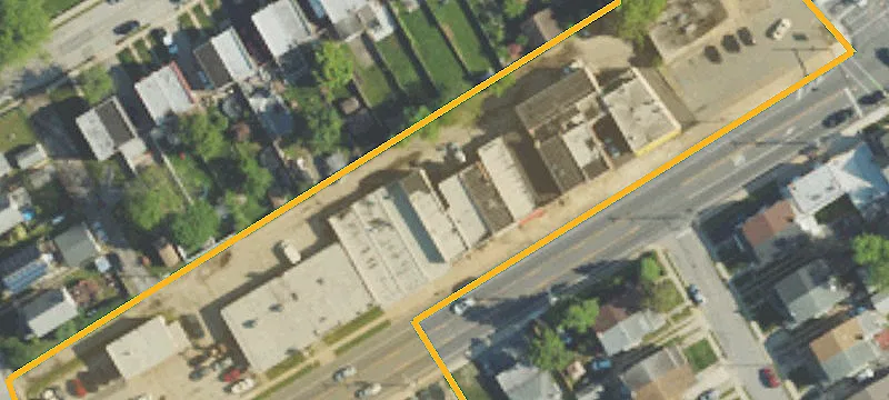 32 Macdade Blvd