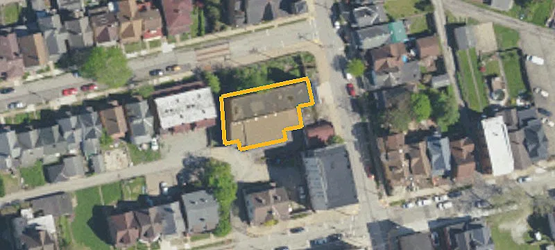 322 Ctr Ave