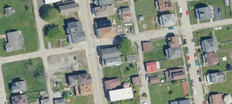 301 Brown St