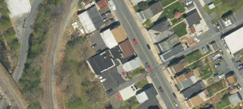 956 Main St