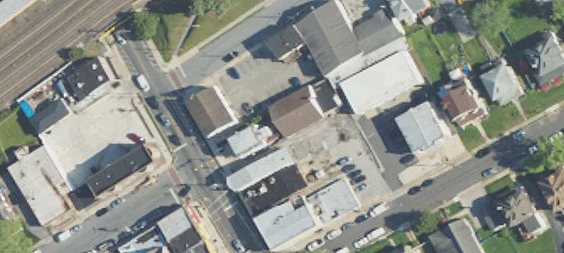 1111 Lincoln Ave