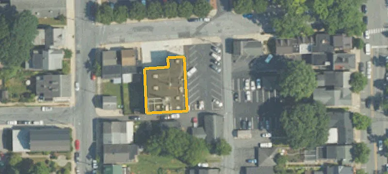 22 Main St