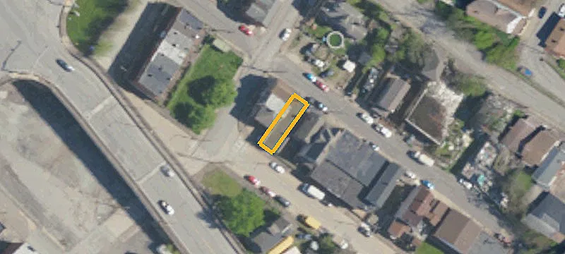 35 Maple Ave