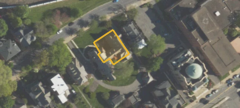 36 Riv St