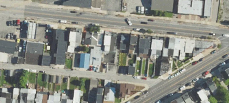 40 4th St