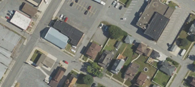 211 Laurel Ave