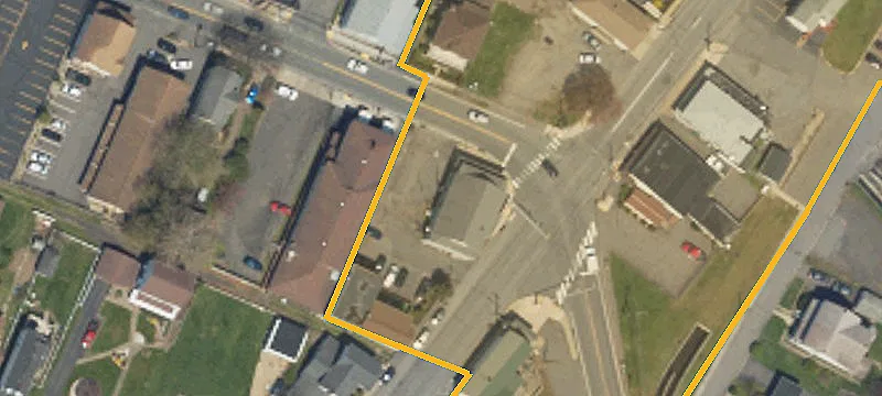 300 Main St