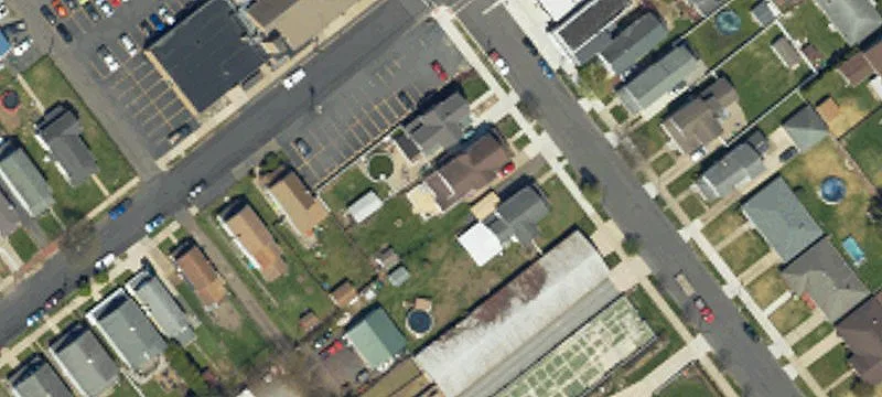 539 Luzerne Ave