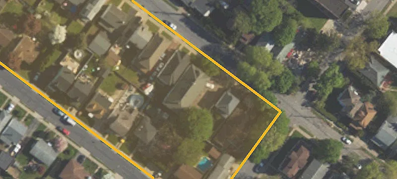 114 New Alexander St