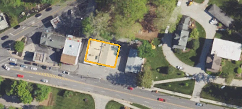 819 Lancaster Ave
