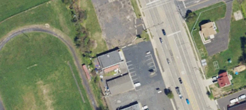833 Veterans Hwy