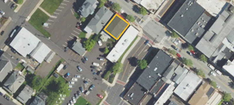 408 Main St