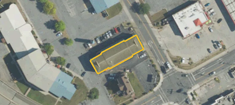 432 Napoleon Pl