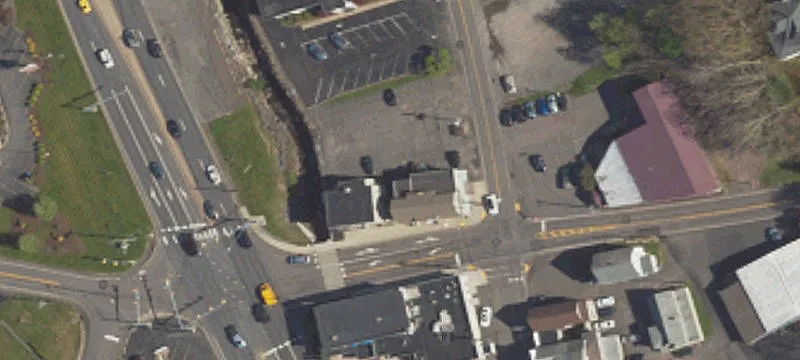 128 Main St