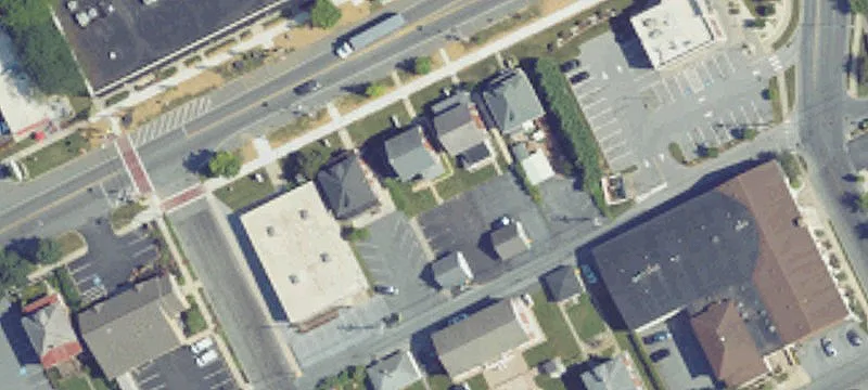 226 Chocolate Ave