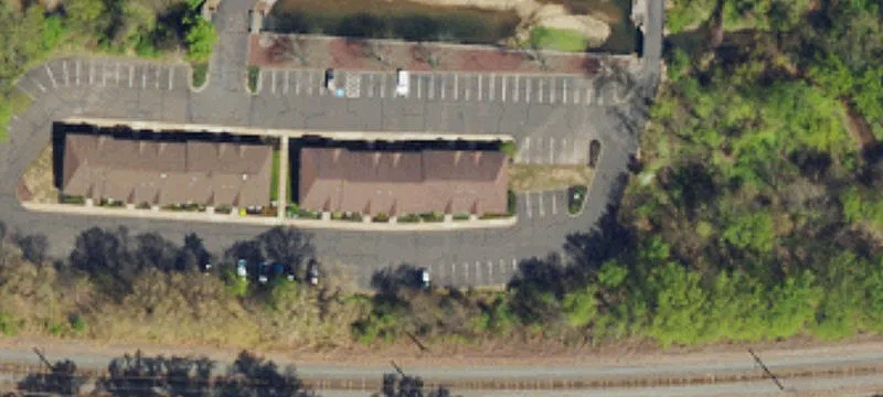 507 Lakeside Park