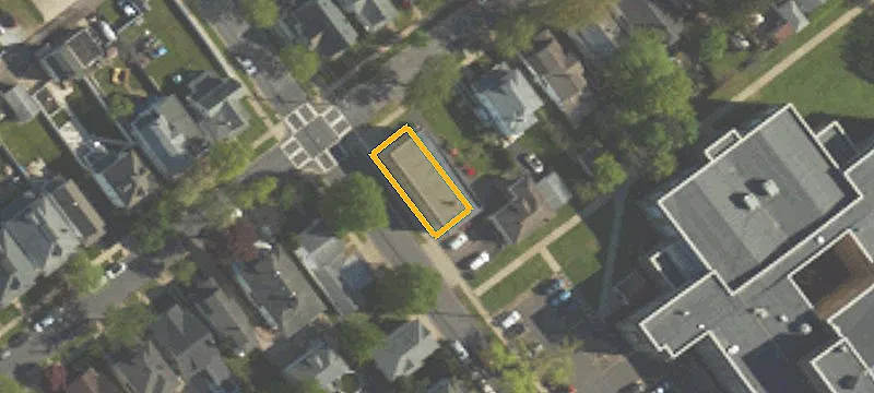 305 Wright Ave