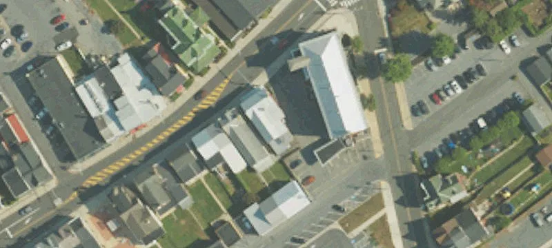 12 Main St