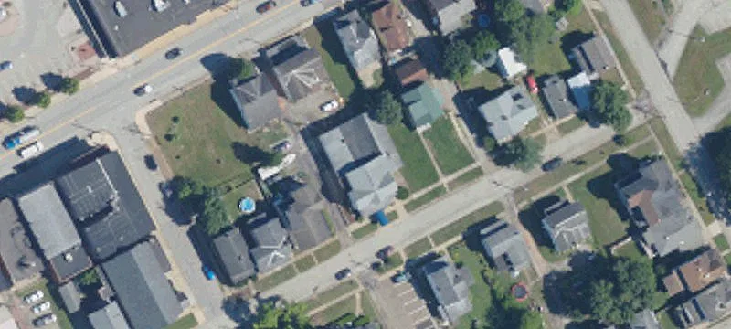 310 2nd St