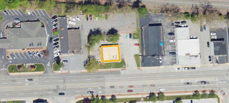 73 Lancaster Ave