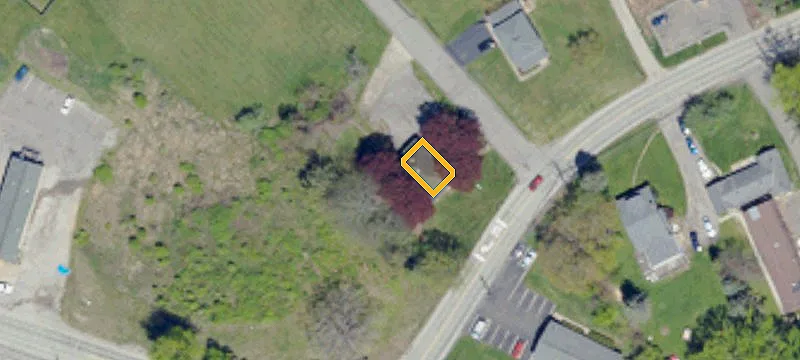 402 Moon Clinton Rd