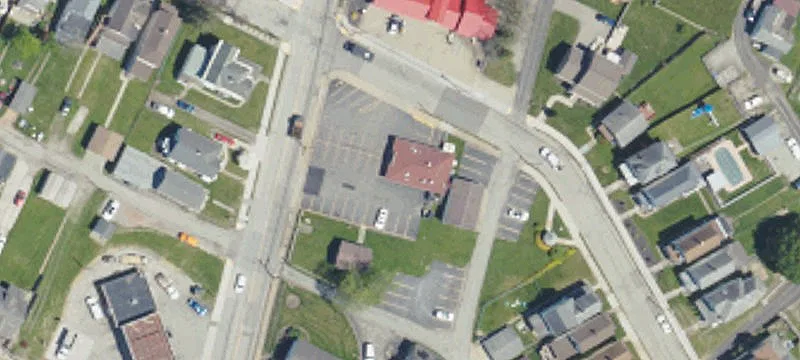 90 Henderson Ave