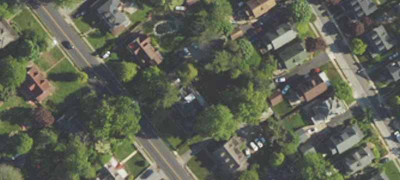 325 Lansdowne Ave