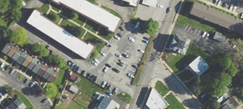 1441 Morton Ave