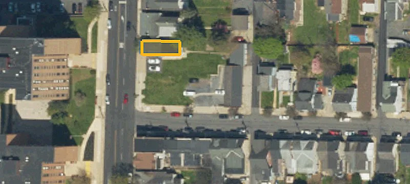 728 Main St