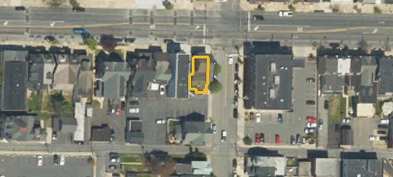 401 Broad St