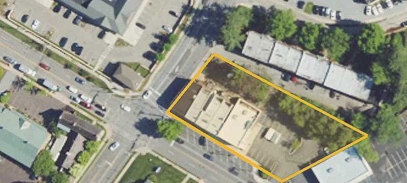 621 Lancaster Ave