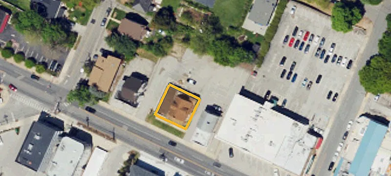 727 Montgomery Ave
