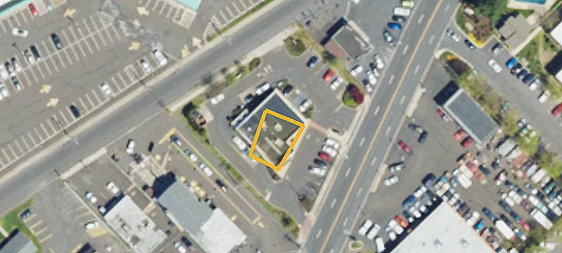 200 Lincoln Hwy
