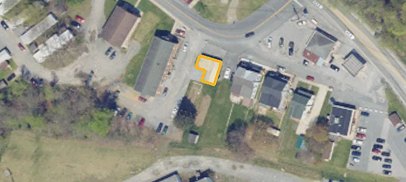 16 Middle Spg Ave