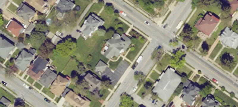 500 Roosevelt Ave