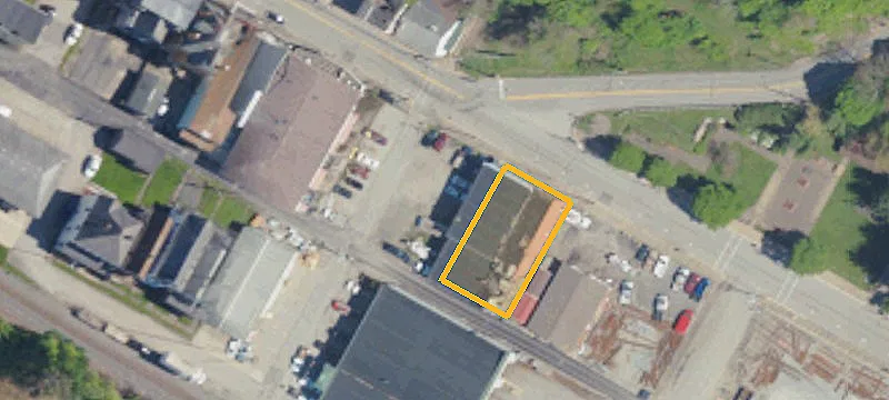 124 Main St