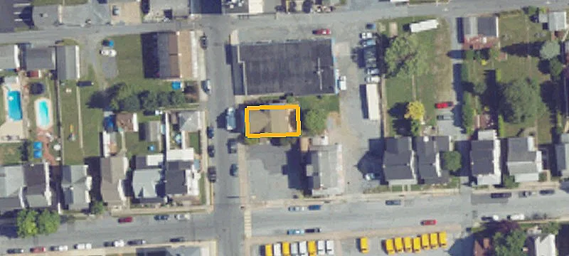 33 Water St