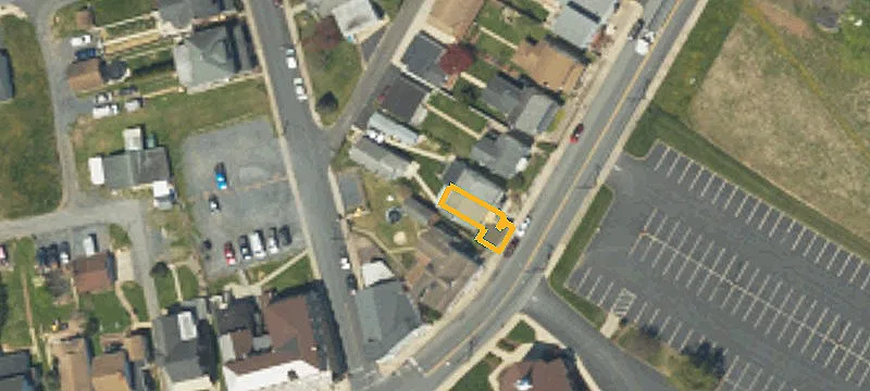 4453 Main St